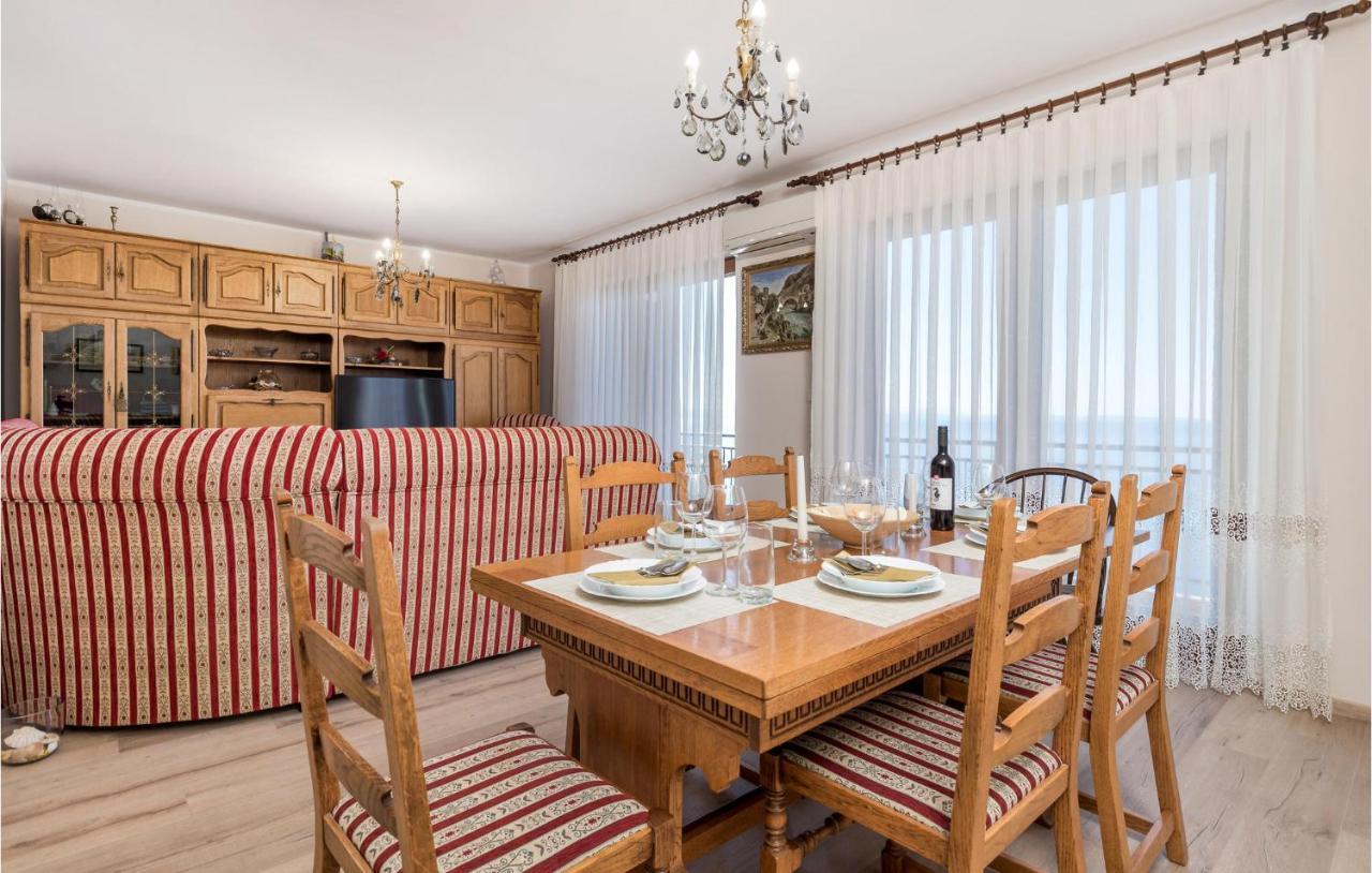 4 Bedroom Nice Apartment In Opatija Exterior foto